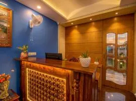 Gems Suites-A Boutique Stay