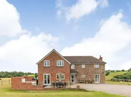 Wood Cottage