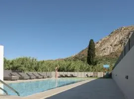 Del Sur Luxury Villa, Heated Pool & Utter Privacy, By ThinkVilla