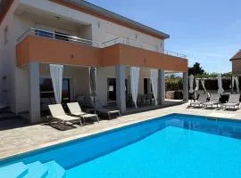 Holiday villa Summer escape on Island Rab
