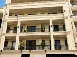 Art Luxury Service Apartment Golf Course Road