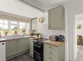 Cosy cottage in rural location with lovely country