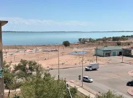 Уютная квартира с видом на озеро
