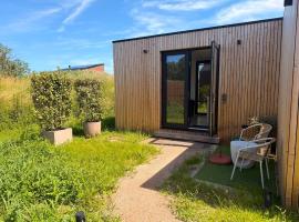 Tiny House in Oud Ade - Tuin van Keet - 1, hotel v destinaci Oud-Ade