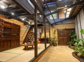 広島県尾道市中心部平地 瀬戸内 しまなみ海道拠点 尾道駅徒歩15分 Onomichi Tsubamedo 1日一組限定 一棟内2階貸切旅館 尾道つばめ堂