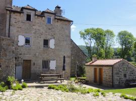 Gite les ducs, hotel en Mialanes