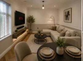 1 Bedroom Luxury Serviced Apartment with Parking