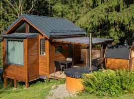Glamping Walden, hotell i Nový Hrozenkov