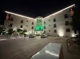 سراة للشقق الفندقية: Al Namas şehrinde bir otel