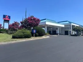 Studio 6 Suites Jacksonville, NC - Camp LeJeune