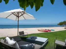 Porta Fortuna Villa Punta Mita Gates