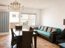 Spacious 3 bedroom flat 1 min to Beach with Terrace