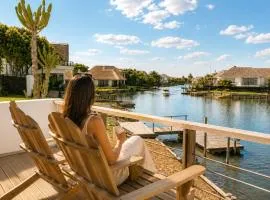CANAL GUEST HOUSE - Waterfront Boutique B&B