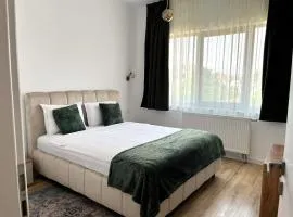 Villa Petra Residence - Private Parking & Village Life