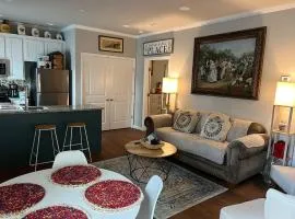 Stylish 1BR 2 Beds Near VSUSGMC Wild Adveture