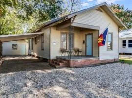 Freetown Hideaway-Private Room Shared Kitchen & Free Parking