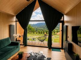 The Landscape Barn Homes, hotel sa Rîşnov