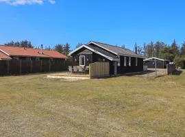 6 person holiday home in Løkken