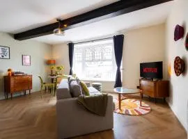 Contemporary 1BR Apartment in the Heart of the City