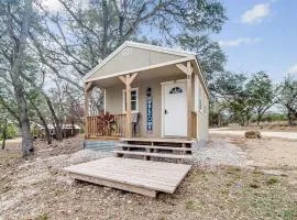 Hill Country Cabin 2