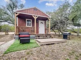 Hill Country Cabin 4