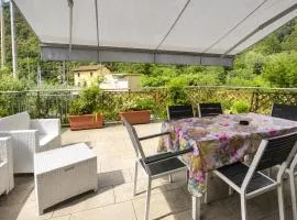Gorgeous Apartment In Dubino With Wifi