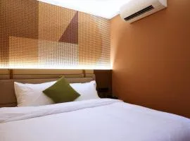 A Hotel Farrer Park, 11 Hrs, Stay From 10PM - 9AM