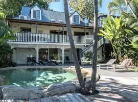 The Rest Family Cottage with Resort Style Pool