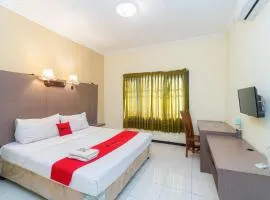 RedDoorz near Gubeng Station Surabaya