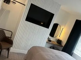 Bromielaw Room Only Accommodation