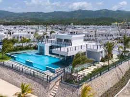 Paradisiac Euphoria Beach Access Pool 24hr Gated