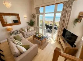 Family Coastal Retreat - Ocean Views - Private Balcony - Westward Ho!