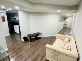 Niagara Falls 2 Bedroom Luxury Basement Apartment