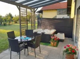 Holiday Home Zala with Jacuzzi - Happy Rentals