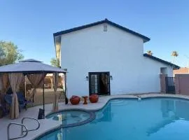 4 bedroom Luxuriously Furnished Modern Mansion With Pool, Spa, and Patio