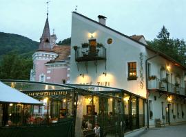 Penzión Zuzi, hôtel à Trenčianske Teplice