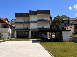 Apartmani SEEBLICK، فندق في كونييتش