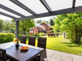 Ferienhaus Bimmelbahn- Familienferienhaus 100 m am Dampflokbahnhof Sauna Trampolin Spielezimmer