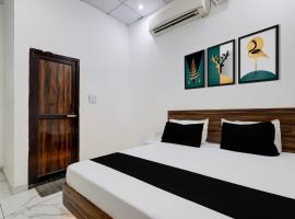 Hotel O JIND RESORT, hotel em Jīnd