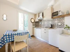 JOIVY Brand New 1-Bedroom Flat with Balcony next to the Bay of Silence