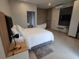 Lehumo Guesthouse