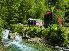 Eça River Bungalov