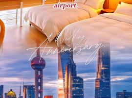 Disse Graffiti International Hotel Shanghai, 24 Hours 7 Days Free Airport Shuttle Service, 500 Meters Straight Ahead From The Airport Terminal, hotell i Shanghai