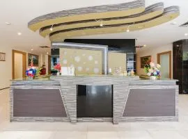 SANS Vibes d Grande Hotel Batam