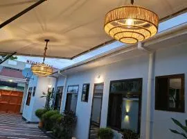 California Lodge