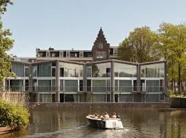 YAYS Amsterdam Prince Island by Numa