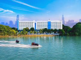 Sunlake Waterfront Resort & Convention, hotel in Jakarta