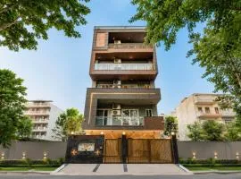 Lime Tree One BHK Service Apartment Near Artemis Hospital Sector 52 Gurgaon