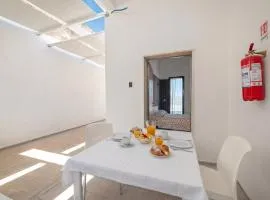 Casa Miggiano 6 BR Apartment in Town - Happy Rentals