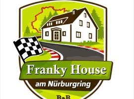 Franky House am Nürburgring, hotel u gradu Quiddelbach